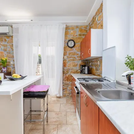 Apartment Nikola